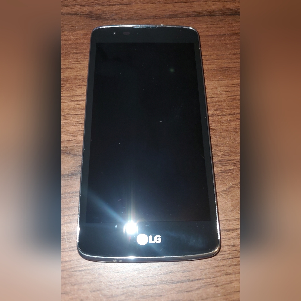 Cricket LG Escape 3 Phone